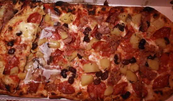Pizzeria La Novita'